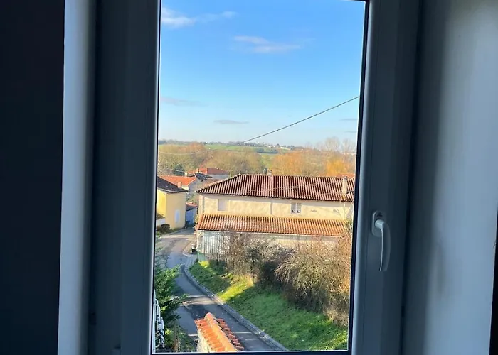 Country Hébergement de vacances Saint-Ciers-sur-Bonnieure